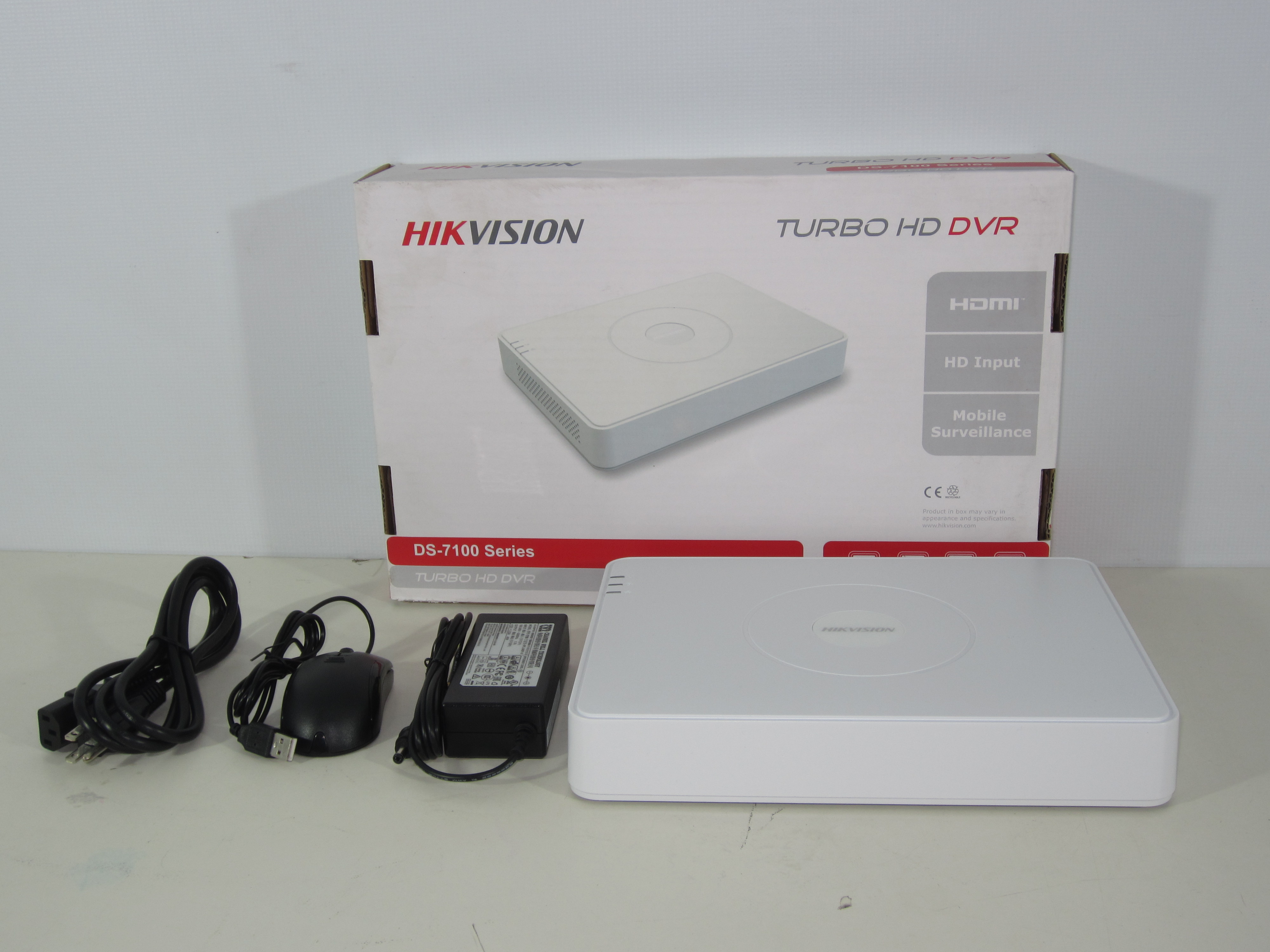 LOTE DE MATERIALES ELECTRICOS Y ELECTRONICOS VARIADOS